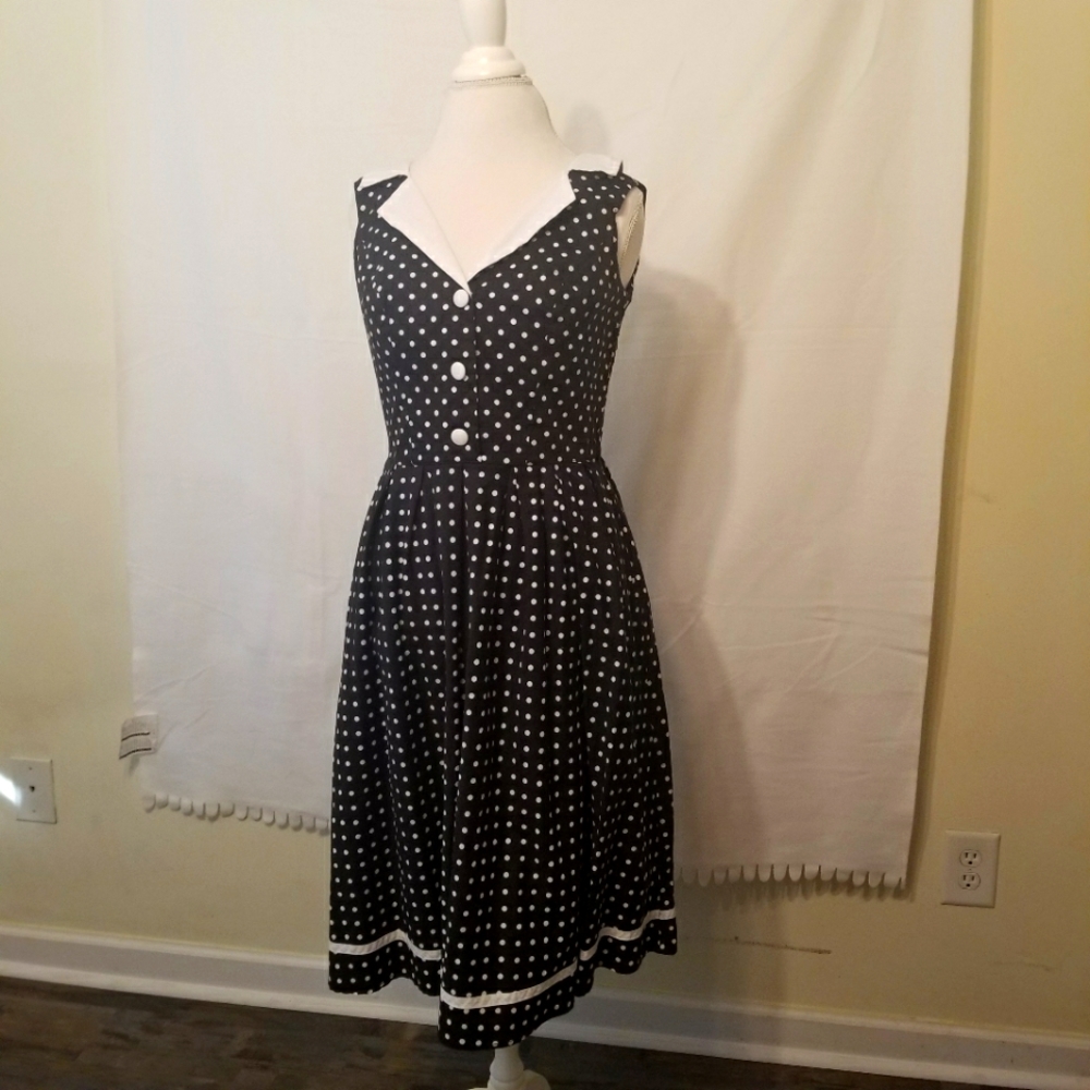 Hell bunny black/white polka-dot dress size L